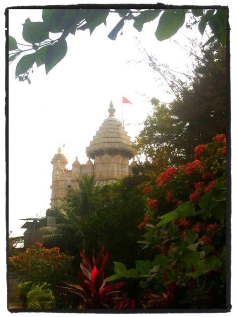 インドのシッディ・ヴィナーニャク(Siddhivinayak)寺院